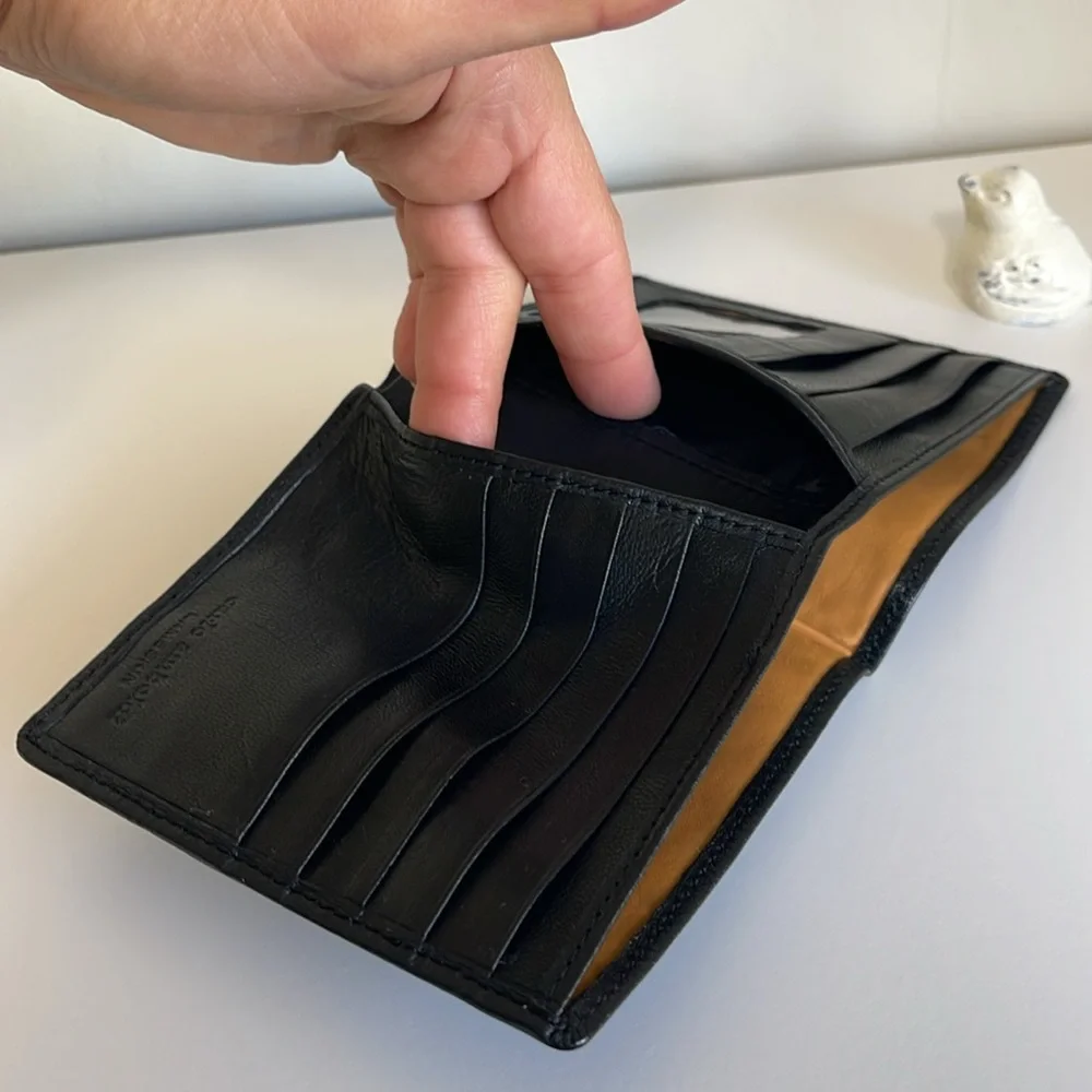 Carlo Amboldi Lambskin Men’s Wallet